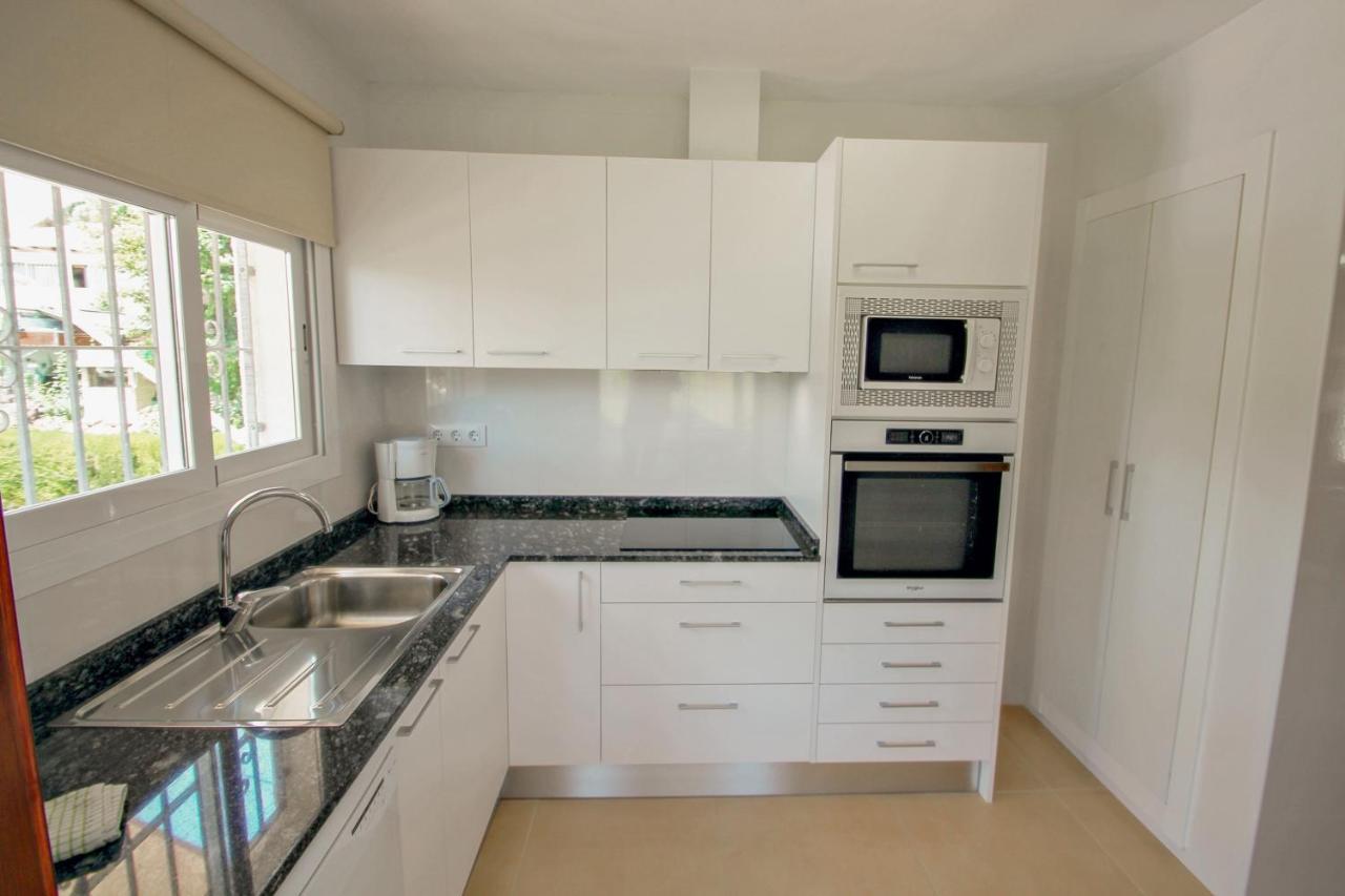 Tere - Holiday Home With Private Swimming Pool In קלפה מראה חיצוני תמונה